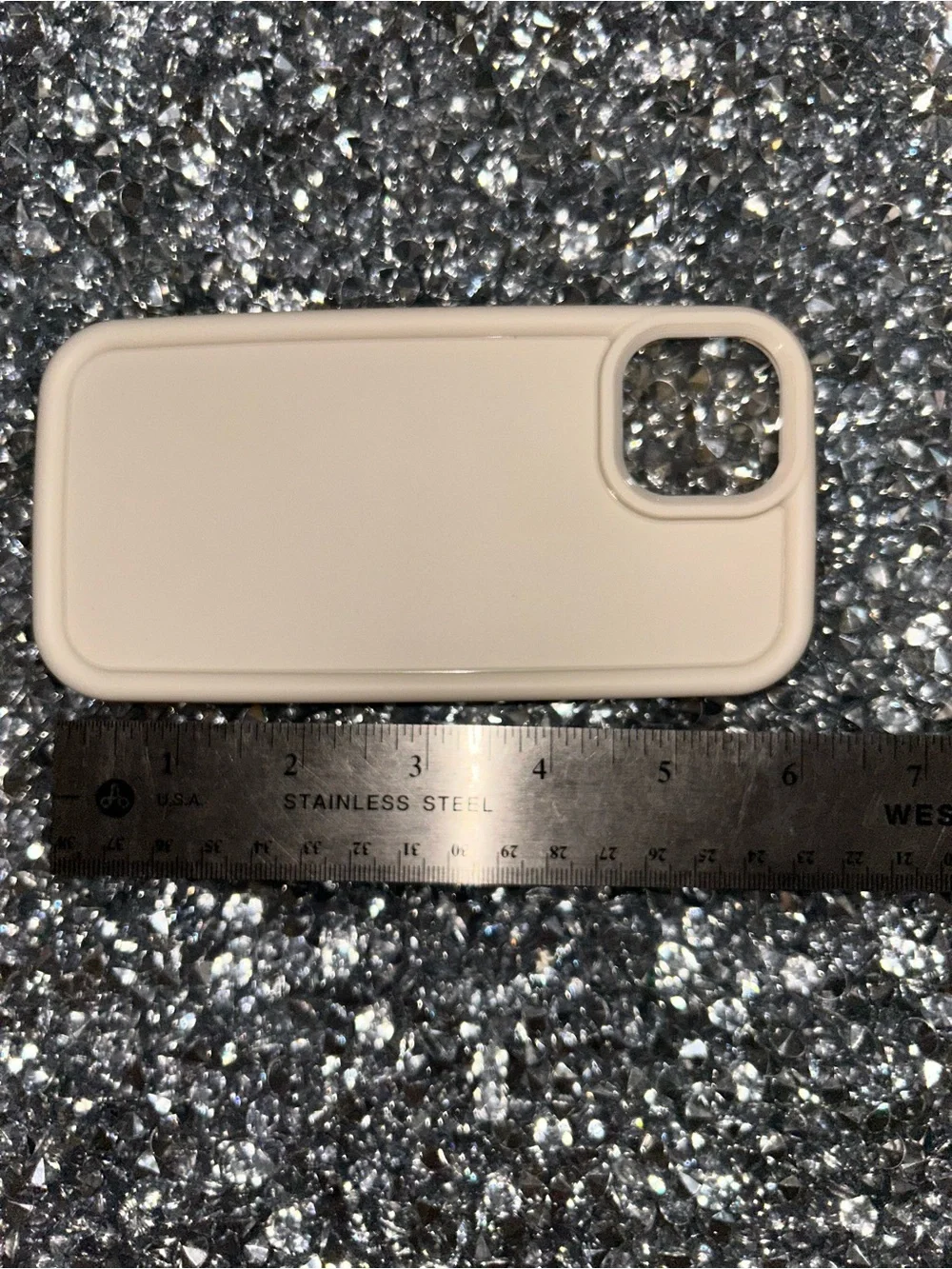 iPhone 15 Neutral Beige Silicone iPhone Case - Slim Protective Cover